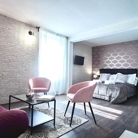 Chiclife Shenkin Sarona - Santa Caterina & Museums Lägenhet Bergamo Exteriör bild